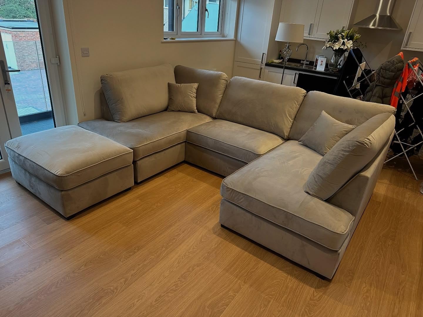Cinema 4pc U shape 5 Seater Plush Velvet High Back Sofa