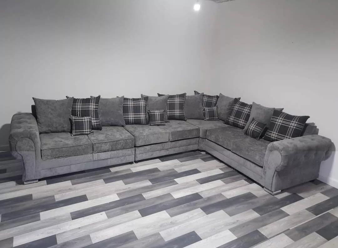 Verona Kensington Dual Arm 7 seater 4c2 Corner sofa